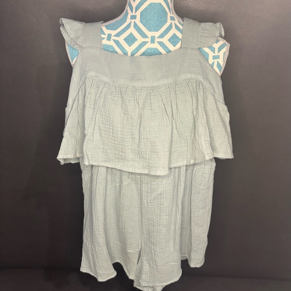 Heyson Women’s Sage Green Romper Size Small